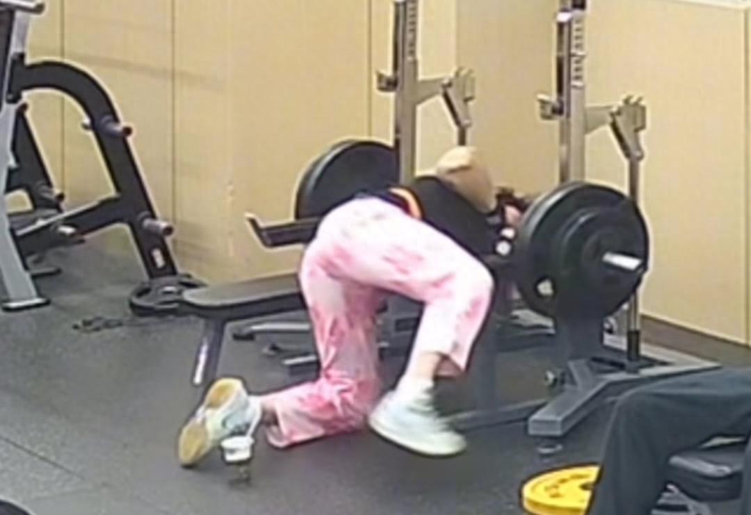 ���ѣ��㶫һ�����ڽ�������������ʱ����������֧��145kg����ѹ��������Щɥ��