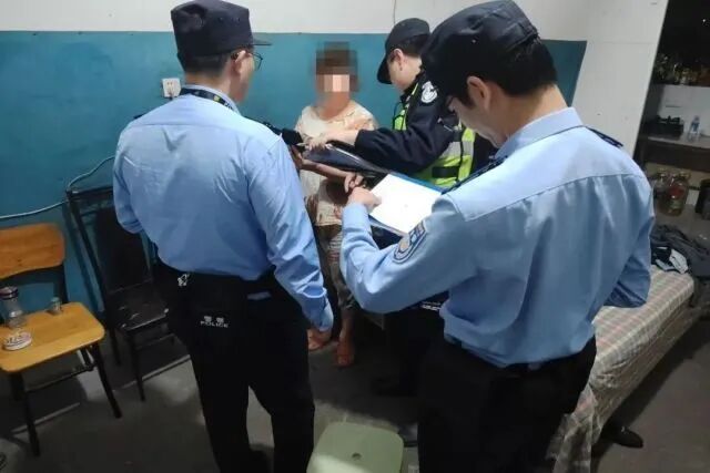 杭州大姐手机账户20分钟内连续扣费25次